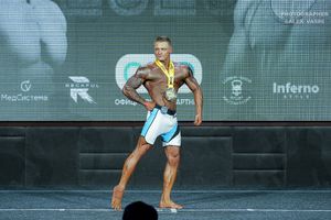 MEN'S ATHLETIC 174